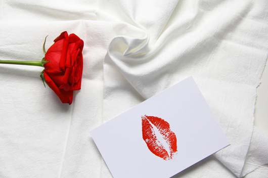 属蛇的和属蛇的在一起婚姻相配吗